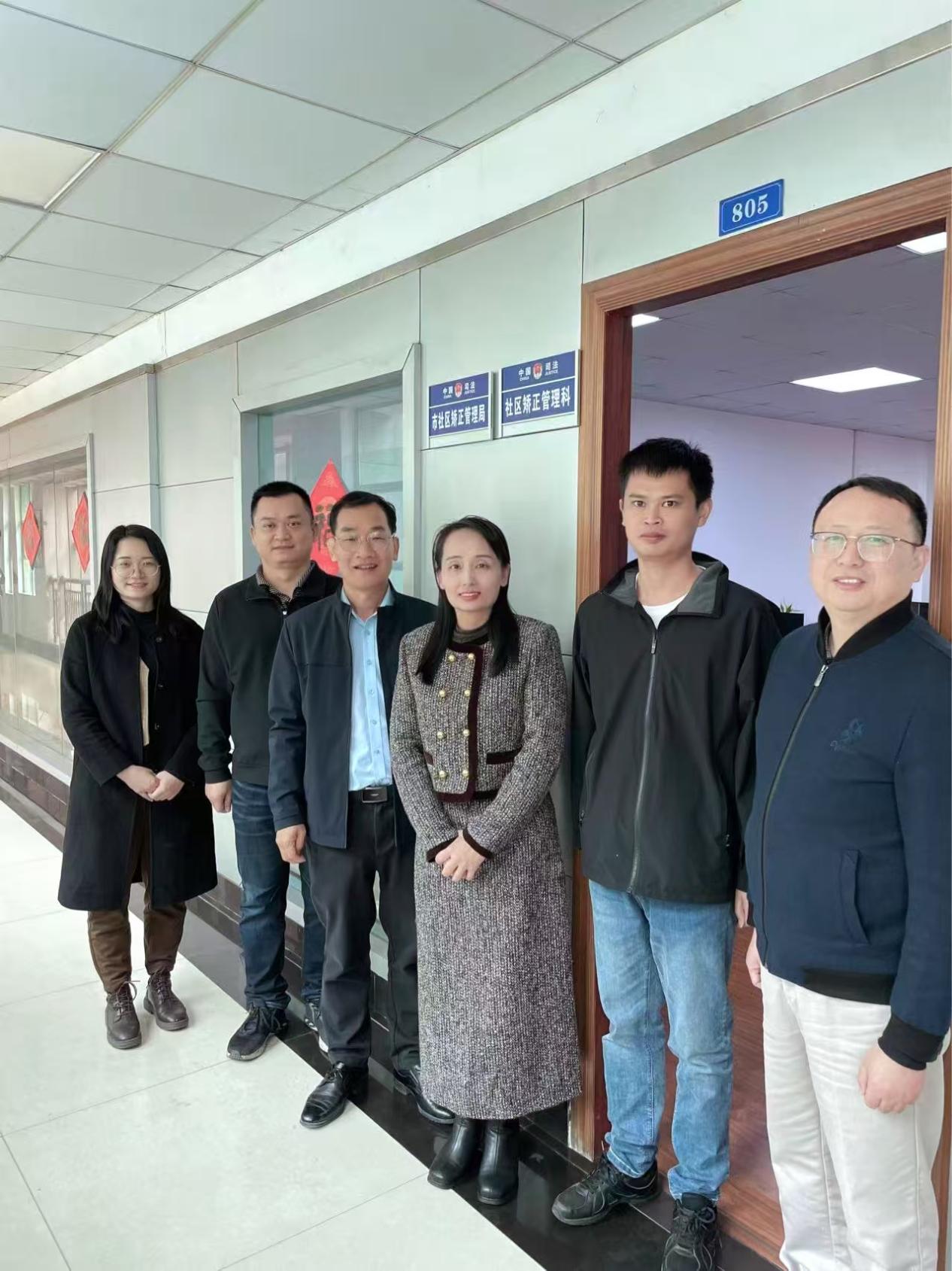 02f20f5a119104bf9e34ac9e44be59e